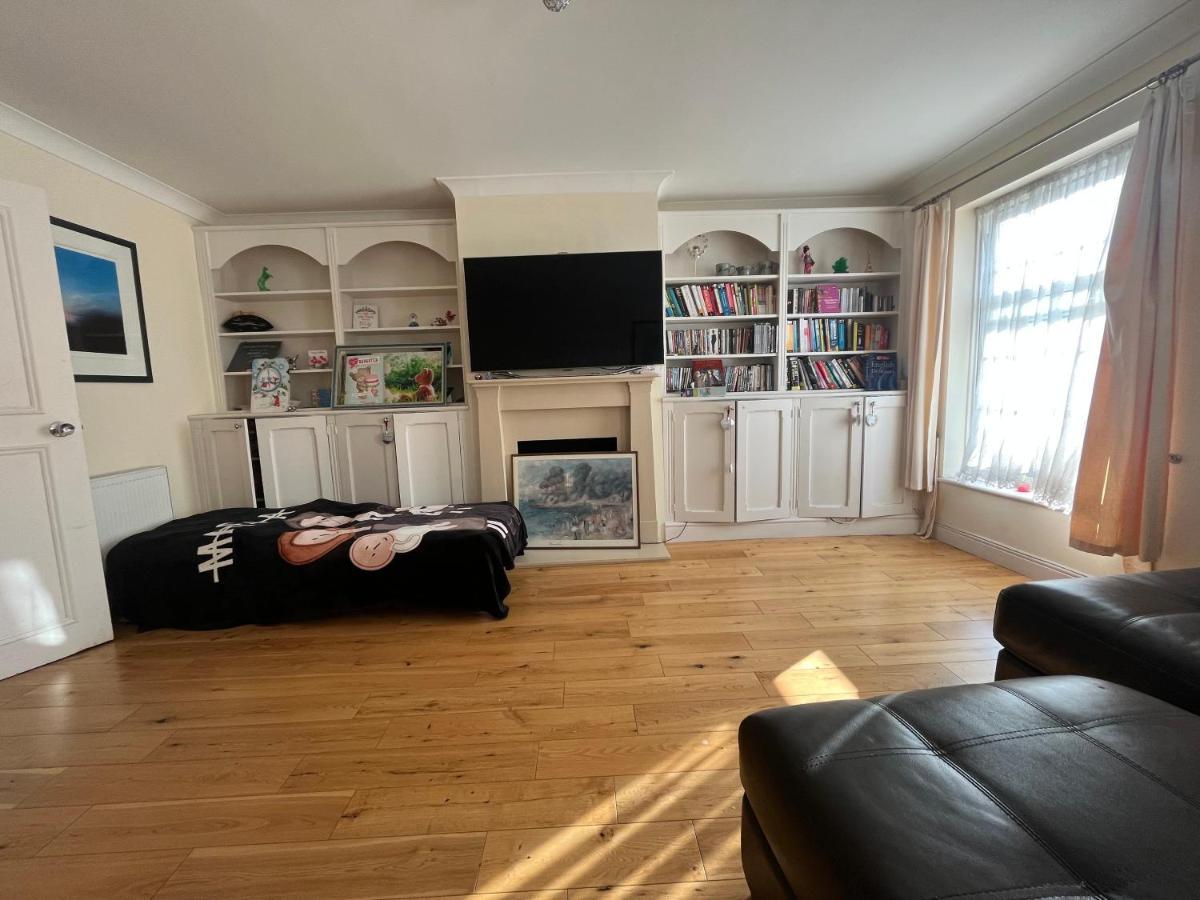 Rooms Close To Wimbledon Tennis Лондон Екстериор снимка